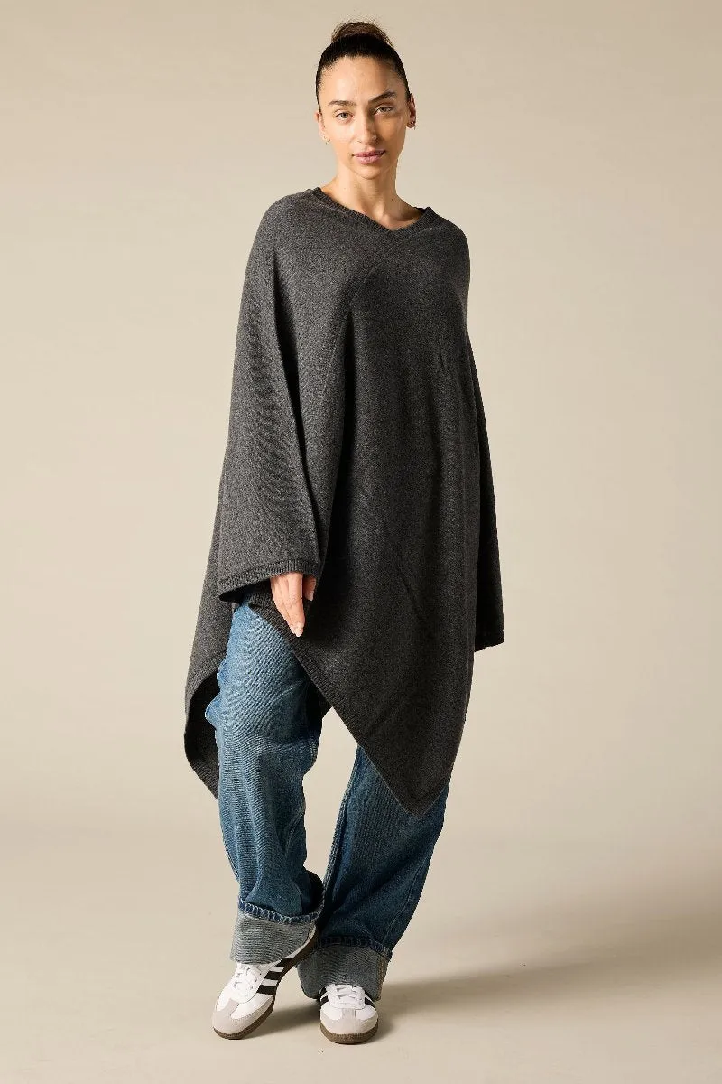 100% Cashmere Poncho (large)