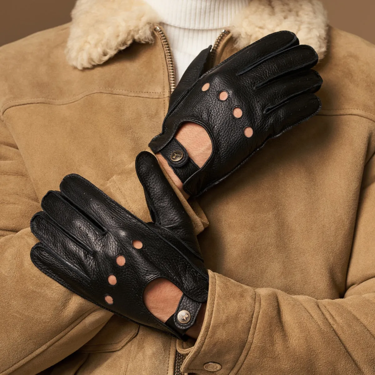 Austin (black) – luxurious driving gloves made of American deerskin leather