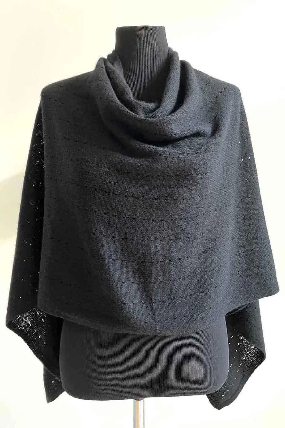 Black cashmere poncho Multiway