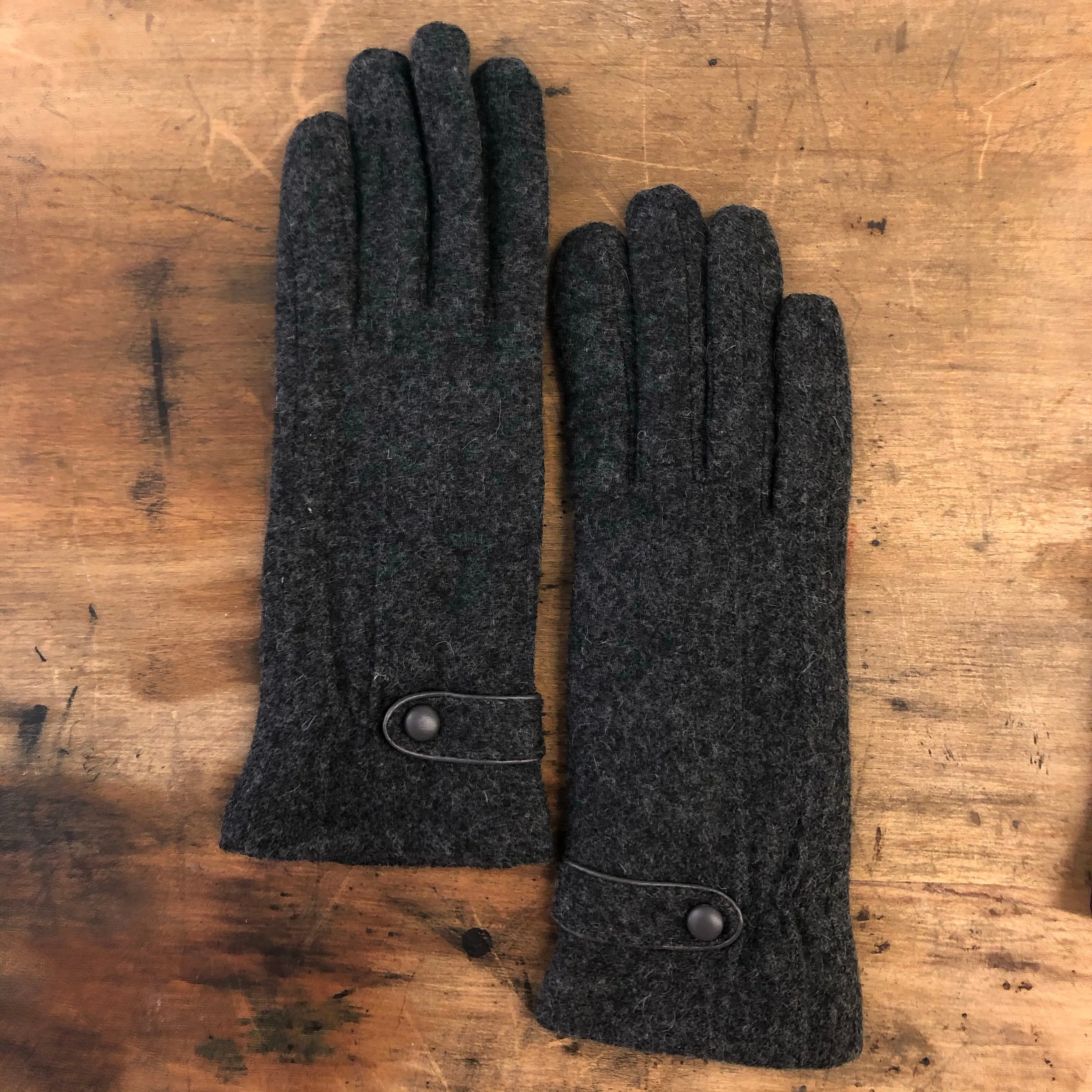 Gloves: Cozy Classic