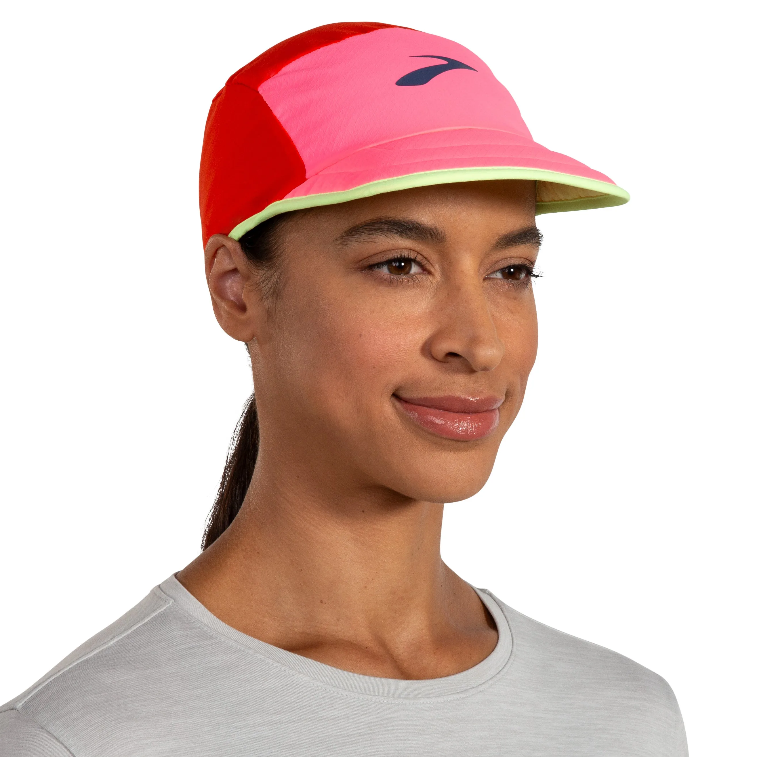 LIGHTWEIGHT PACKABLE HAT - 697 CHERRY TOMATO/NEO PINK