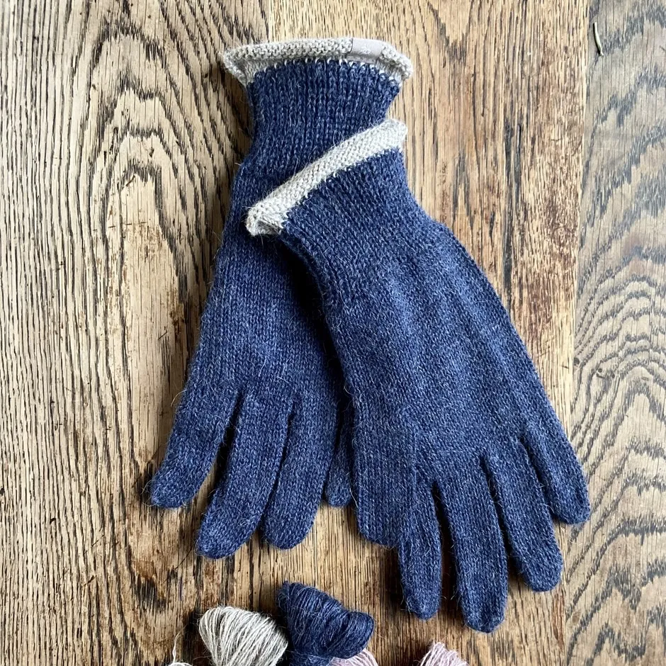 Samantha Holmes Alpaca Gloves