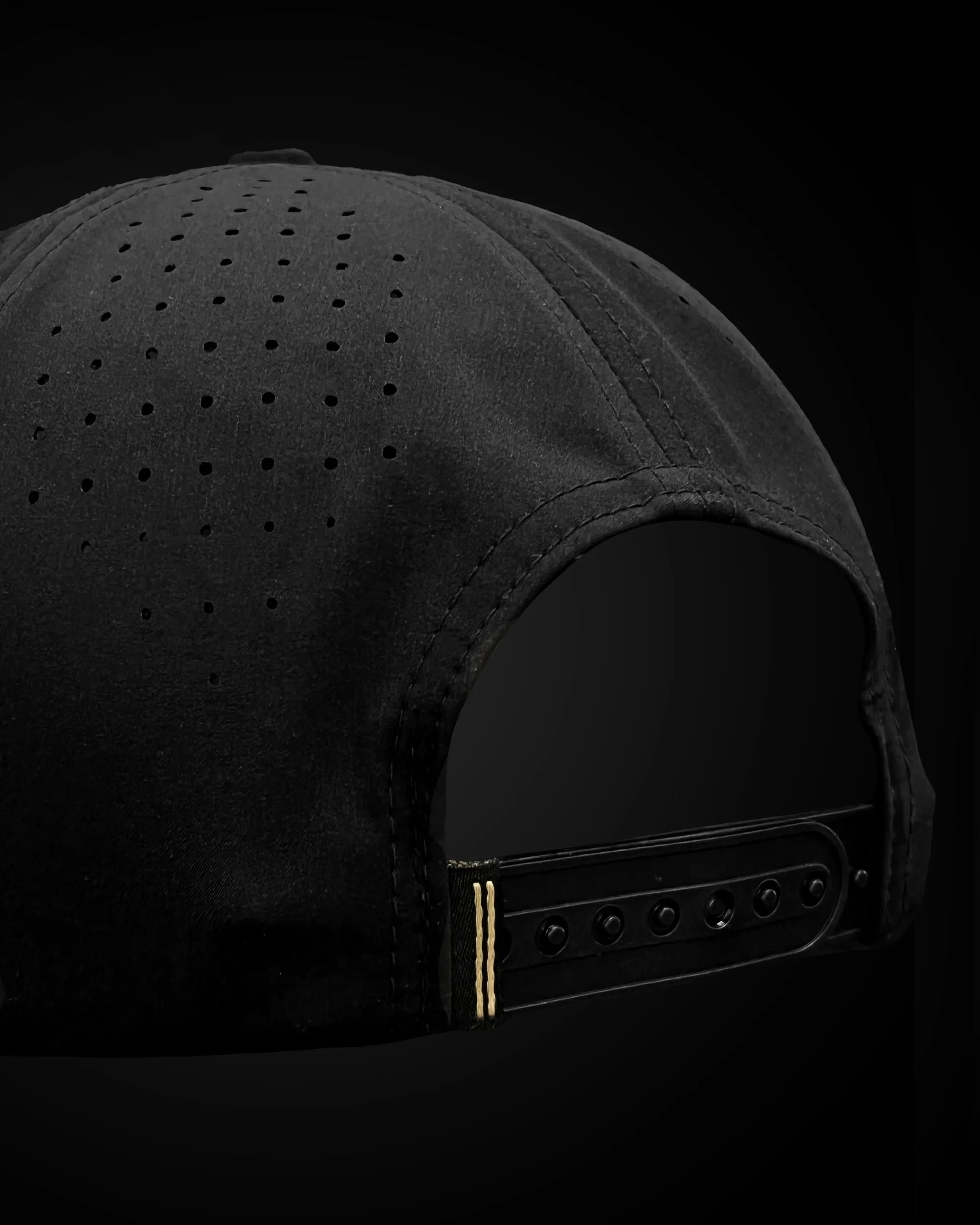 WARSTRIPE LIGHTWEIGHT SNAPBACK - BLACK